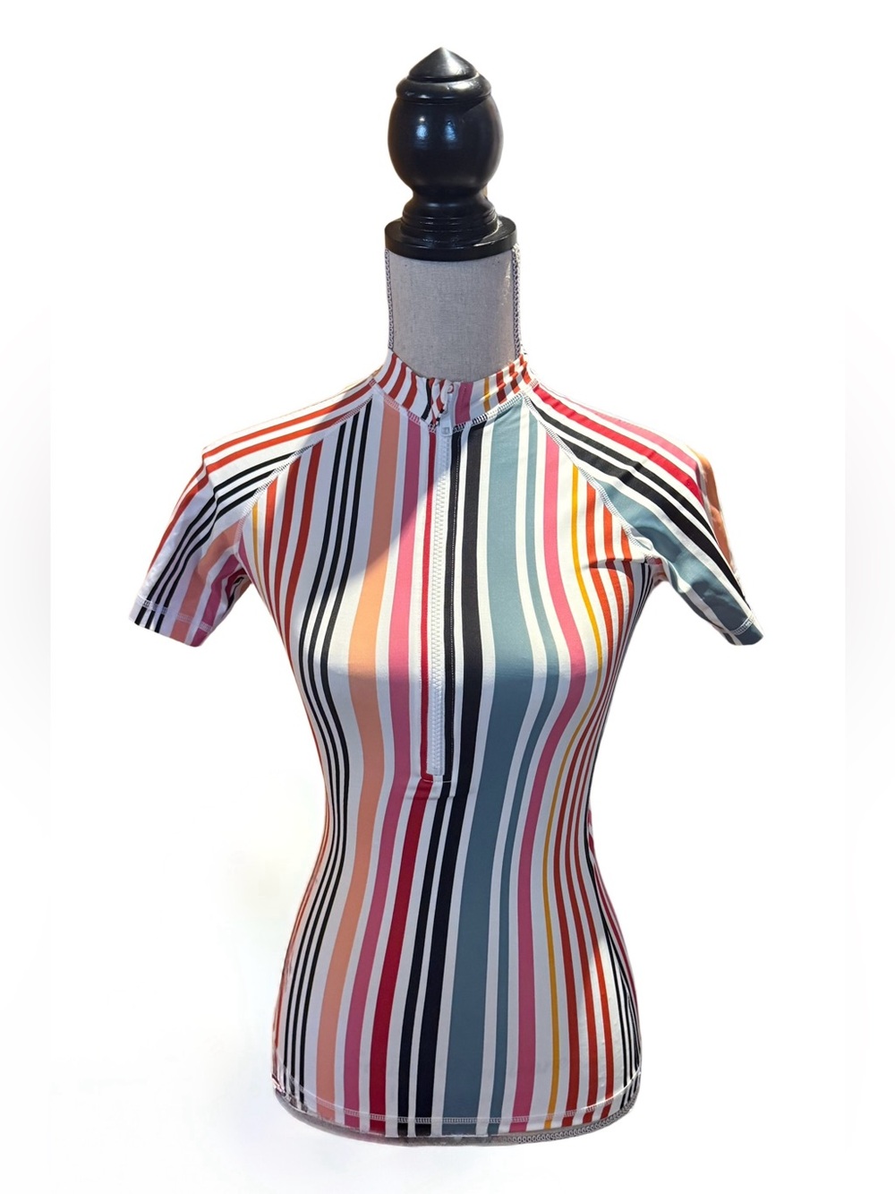 NWT Madewell Second Wave Short-Sleeve Rash Guard in Rainbow Stripe - Size: XXS